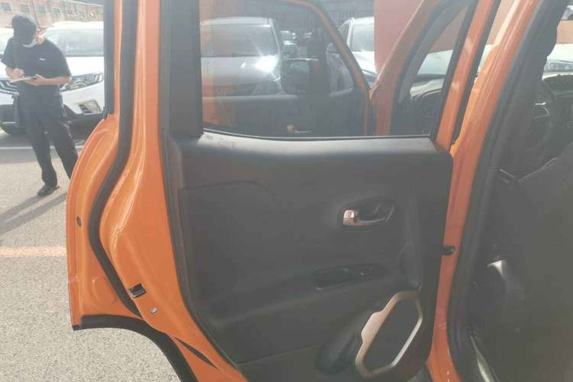 Used Jeep Renegade 2017 180TS Automatic Four-Wheel Drive Superior Edition Left Rear Door Interior