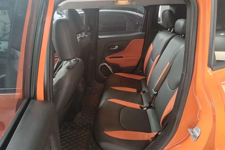 Used Jeep Renegade 2017 180T Automatic Jingneng Edition Left Rear Seat