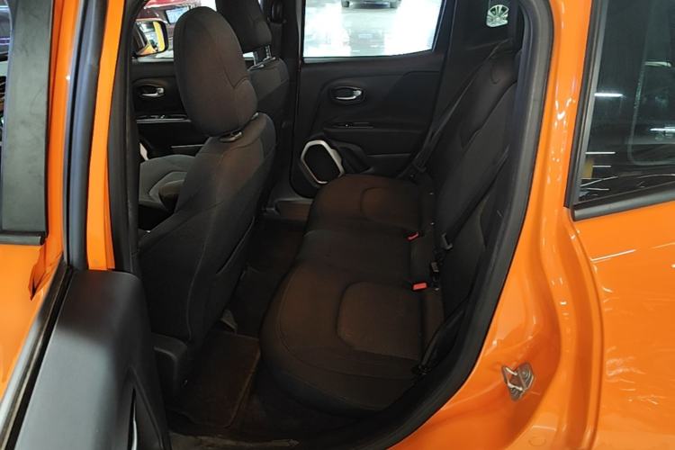 Used Jeep Renegade 2017 180T Automatic Jingneng Edition Left Rear Seat