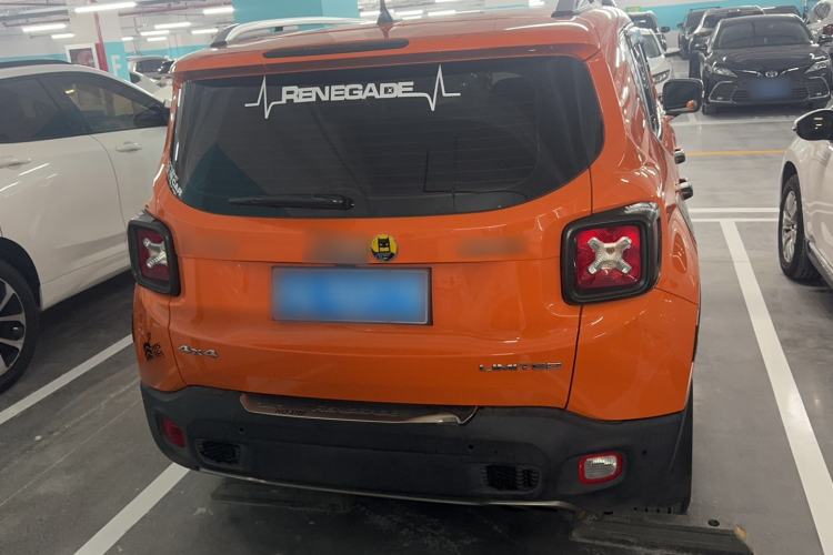 Used Jeep Renegade 2017 180TS Automatic All-Wheel Drive Versatile Edition Rear