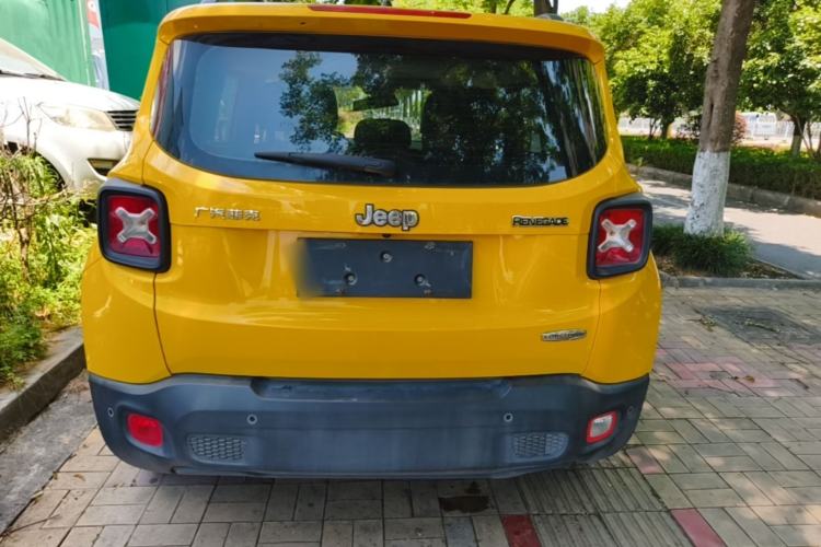 Used Jeep Renegade 2017 180T Automatic High-Energy Version Rear
