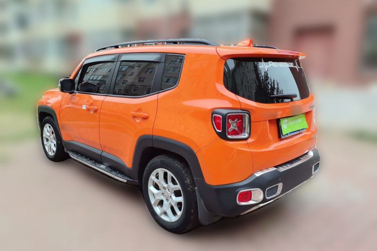 Used Jeep Renegade 2017 180T Automatic High-Energy Version Rear Left 45 Deg