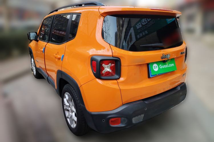 Used Jeep Renegade 2017 180T Automatic High-Energy Version Rear Left 45 Deg