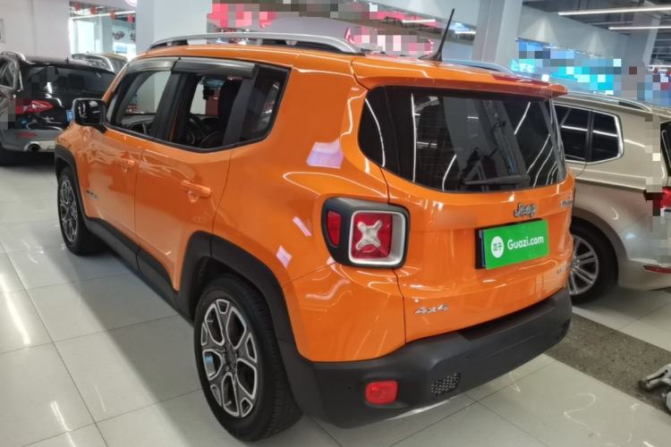 Used Jeep Renegade 2017 180T Automatic Smart Version Rear Left 45 Deg