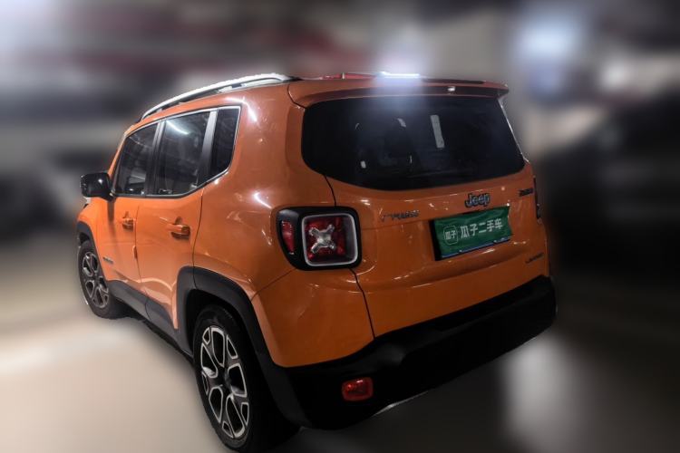Used Jeep Renegade 2017 180T Automatic Smart Version Rear Left 45 Deg
