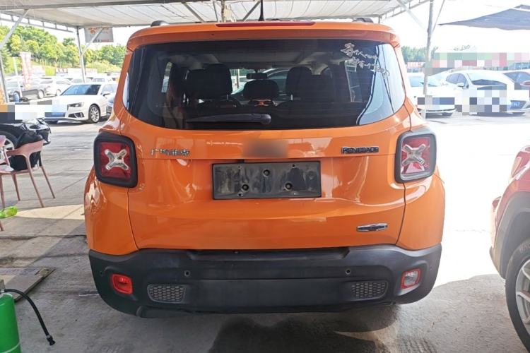 Used Jeep Renegade 2017 180T Automatic High-Energy Version Rear