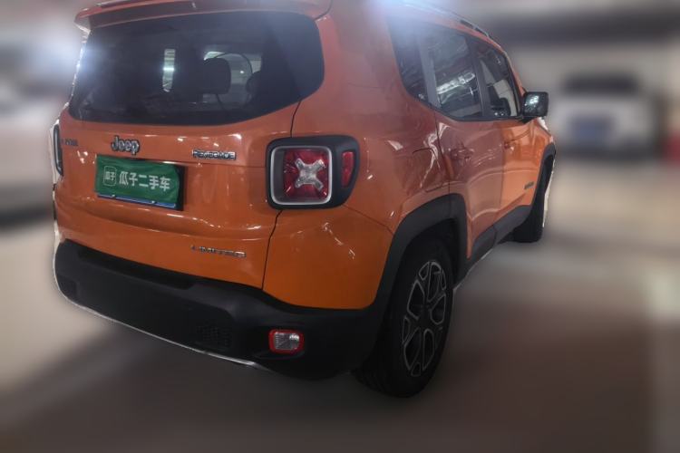 Used Jeep Renegade 2017 180T Automatic Smart Version Rear Right 45 Deg