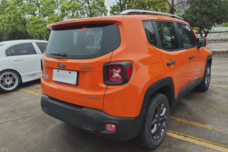 Used Jeep Renegade 2017 180T Automatic Kinetic Edition+ Rear Right 45 Deg
