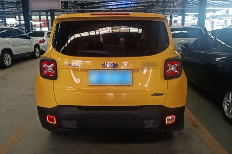 Used Jeep Renegade 2017 180T Automatic High-Energy Version Rear