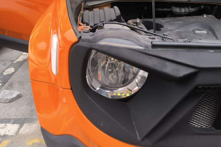 Used Jeep Renegade 2017 180T Automatic Jingneng Edition Right Front Headlight