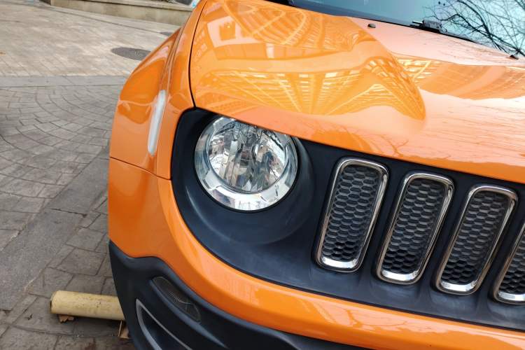 Used Jeep Renegade 2017 180T Automatic High-Energy Version Right Front Headlight