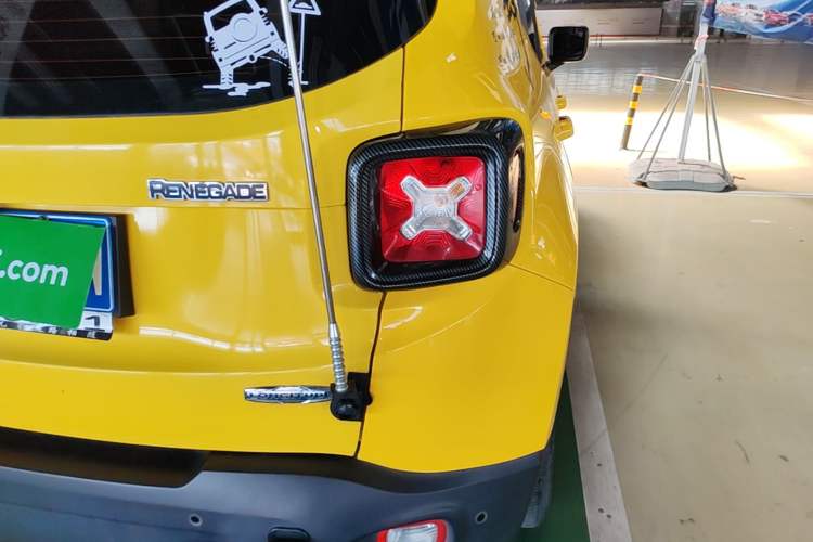 Used Jeep Renegade 2017 180T Automatic High-Energy Version Right Rear Taillight