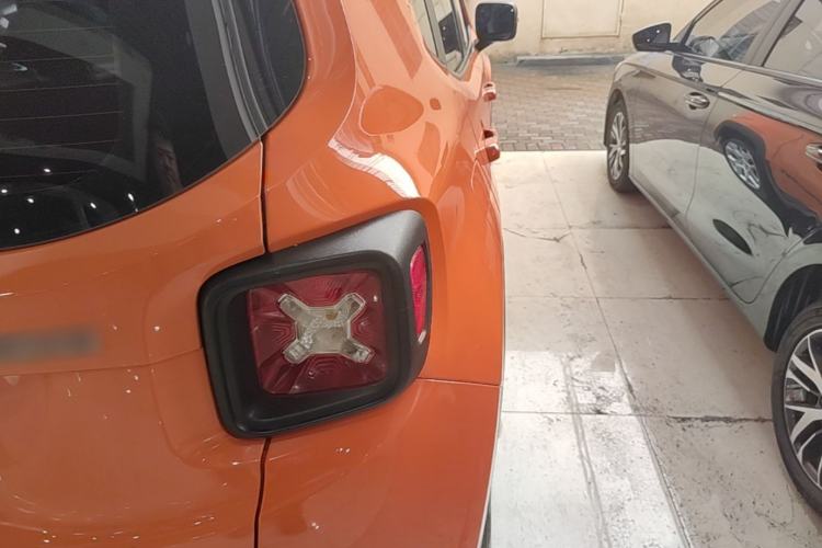 Used Jeep Renegade 2017 180T Automatic Jingneng Edition Right Rear Taillight