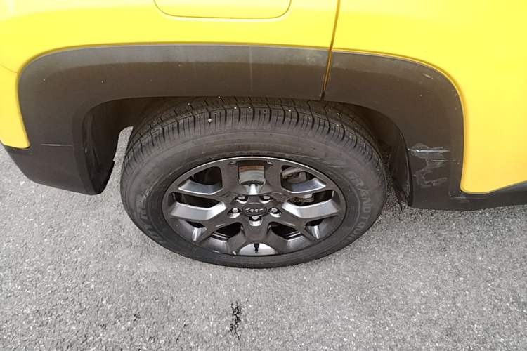 Used Jeep Renegade 2017 180T Automatic Kinetic Edition+ Right Rear Wheel Hub