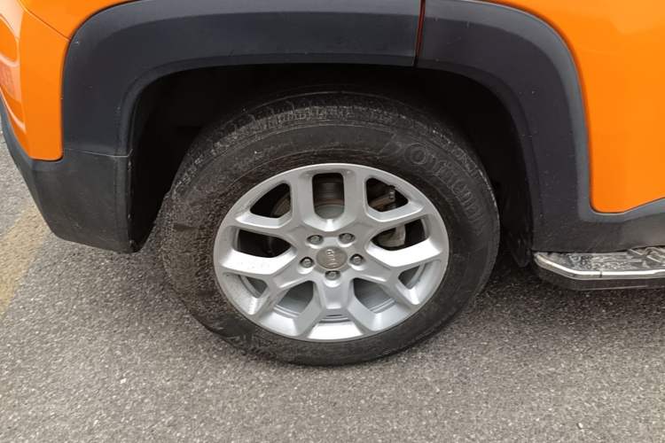 Used Jeep Renegade 2017 180T Automatic High-Energy Version Right Rear Wheel Hub