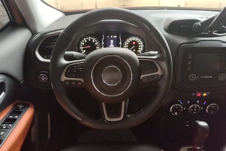 Used Jeep Renegade 2017 180T Automatic Jingneng Edition Steering Wheel