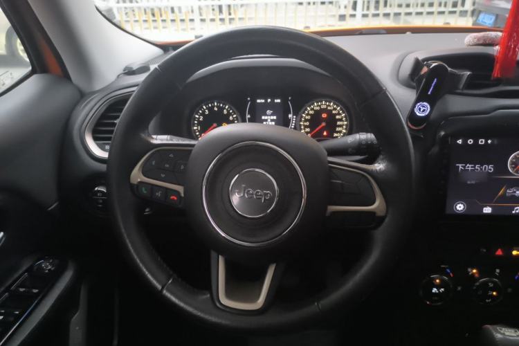 Used Jeep Renegade 2017 180T Automatic Jingneng Edition Steering Wheel