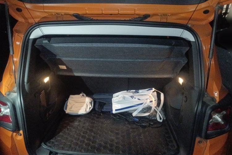 Used Jeep Renegade 2017 180T Automatic High-Energy Version Trunk