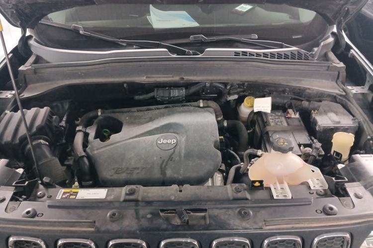 Used Jeep Renegade 2018 Connected Large Screen Version 180T Automatic High-Energy Edition Engine Bay