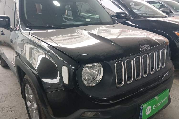 Used Jeep Renegade 2018 Connected Large Screen Version 180T Automatic High-Energy Edition Exterior 1