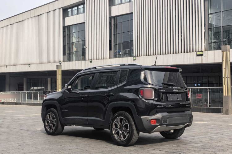 Used Jeep Renegade 2018 Connected Large Screen Version 180TS Automatic Four-Wheel Drive All-Terrain Version Exterior 6