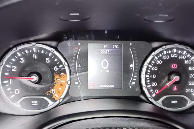 Used Jeep Renegade 2018 Connected Large Screen Version 180T Automatic High-Energy Edition Instrument Cluster