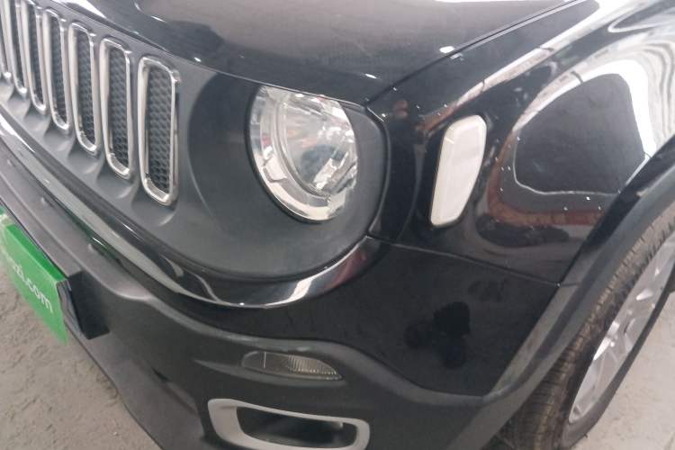 Used Jeep Renegade 2018 Connected Large Screen Version 180T Automatic High-Energy Edition Left Front Headlight