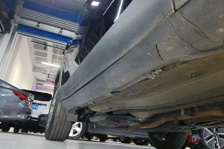 Used Jeep Renegade 2018 Connected Large Screen Version 180TS Automatic Four-Wheel Drive All-Terrain Version Right Side Sill