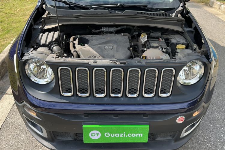 Used Jeep Renegade 2018 Connected Large Screen Version 180T Automatic High-Energy Edition Engine Bay