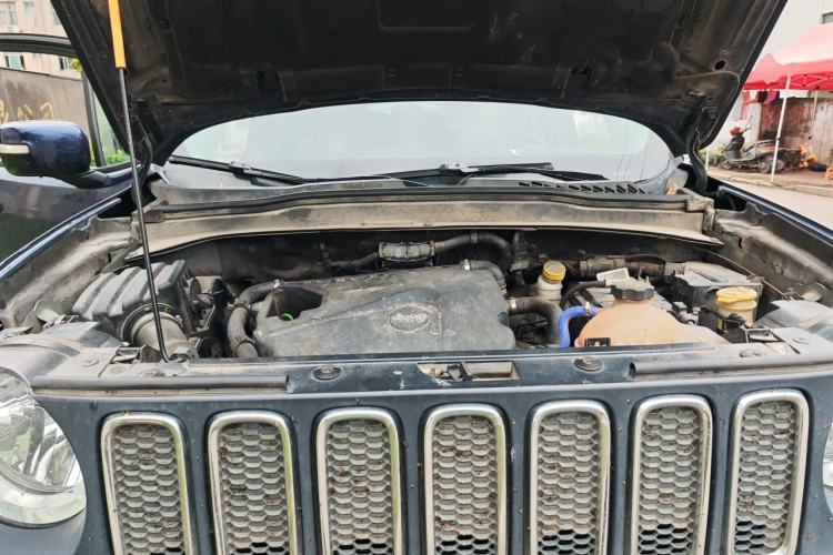 Used Jeep Renegade 2018 Connected Large Screen Version 180T Automatic High-Energy Edition Engine Bay