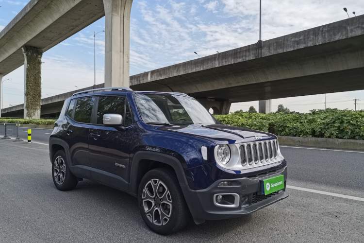 Used Jeep Renegade 2018 Connected Large Screen Version 180TS Automatic Four-Wheel Drive All-Terrain Version Exterior 2