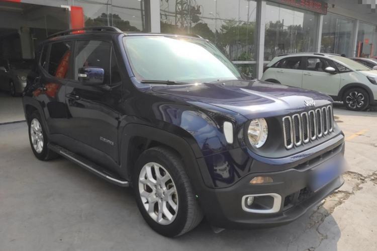 Used Jeep Renegade 2018 Connected Large Screen Version 180T Automatic High-Energy Edition Exterior 2
