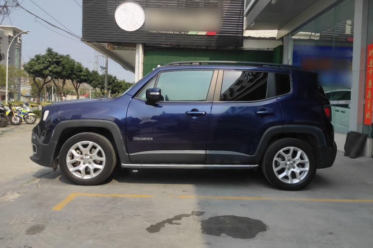 Used Jeep Renegade 2018 Connected Large Screen Version 180T Automatic High-Energy Edition Exterior 3