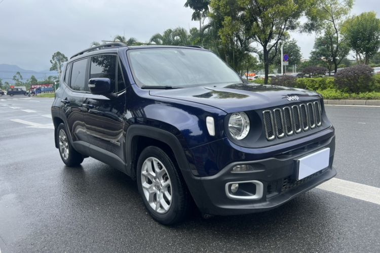 Used Jeep Renegade 2018 Connected Large Screen Version 180T Automatic High-Energy Edition Exterior 6