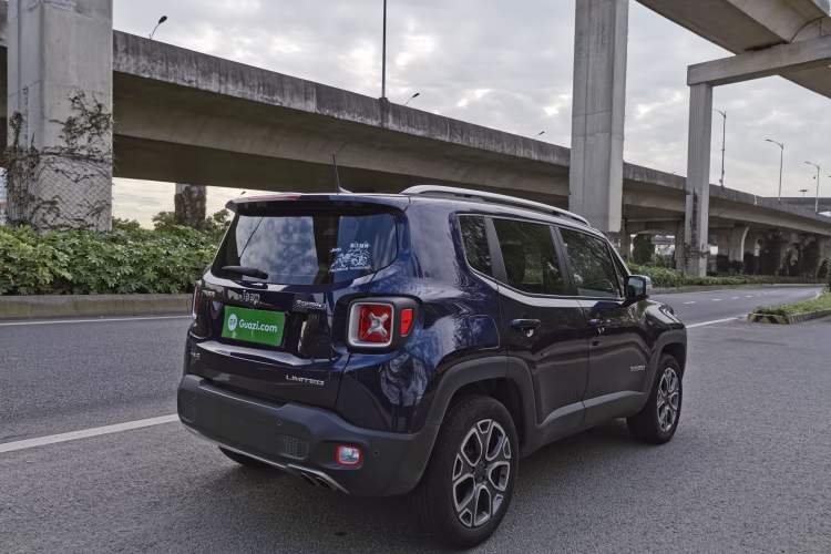 Used Jeep Renegade 2018 Connected Large Screen Version 180TS Automatic Four-Wheel Drive All-Terrain Version Exterior 7