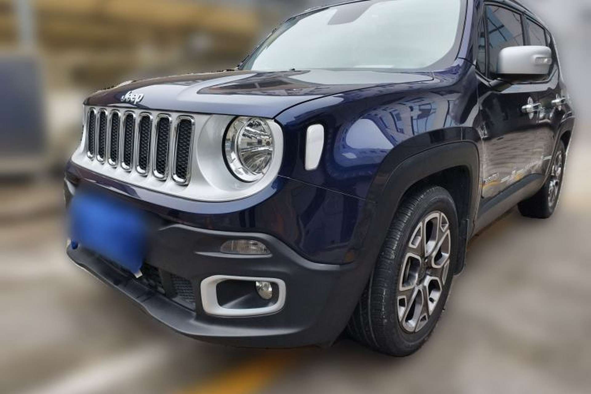 Used Jeep Renegade 2018 Connected Large Screen Version 180T Automatic Smart Version Front Left 45 Deg