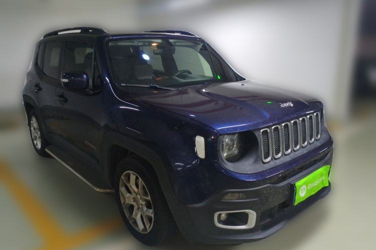 Used Jeep Renegade 2018 Connected Large Screen Version 180T Automatic High-Energy Edition Front Right 45 Deg