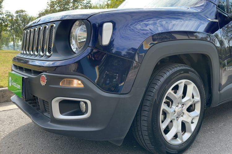 Used Jeep Renegade 2018 Connected Large Screen Version 180T Automatic High-Energy Edition Left Front Headlight