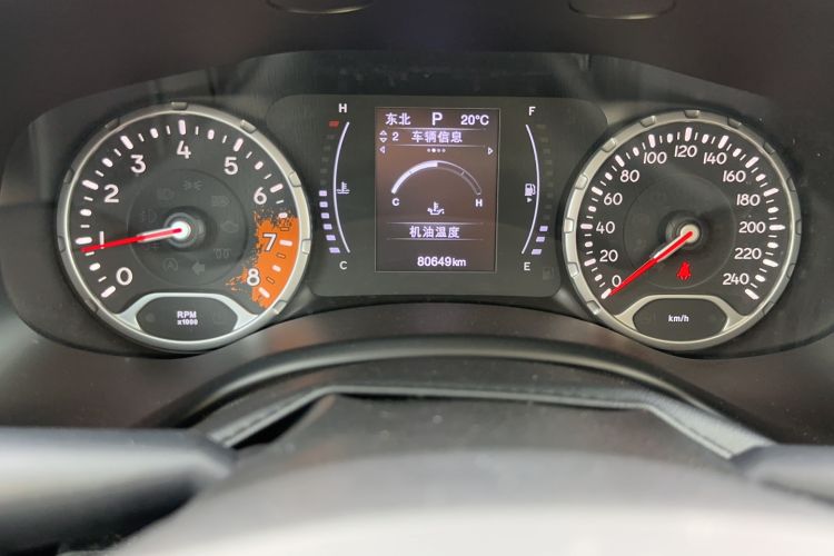 Used Jeep Renegade 2018 Connected Large Screen Version 180T Automatic High-Energy Edition Odometer Close Up