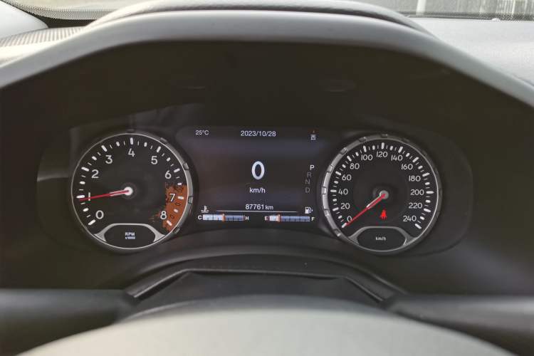 Used Jeep Renegade 2018 Connected Large Screen Version 180TS Automatic Four-Wheel Drive All-Terrain Version Odometer Close Up
