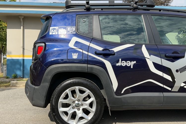 Used Jeep Renegade 2018 Connected Large Screen Version 180T Automatic High-Energy Edition Right Rear Wheel Hub
