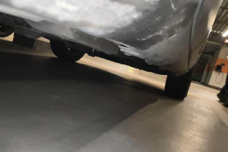 Used Jeep Renegade 2018 Connected Large Screen Version 180T Automatic Jingneng Version Chassis Rear Right