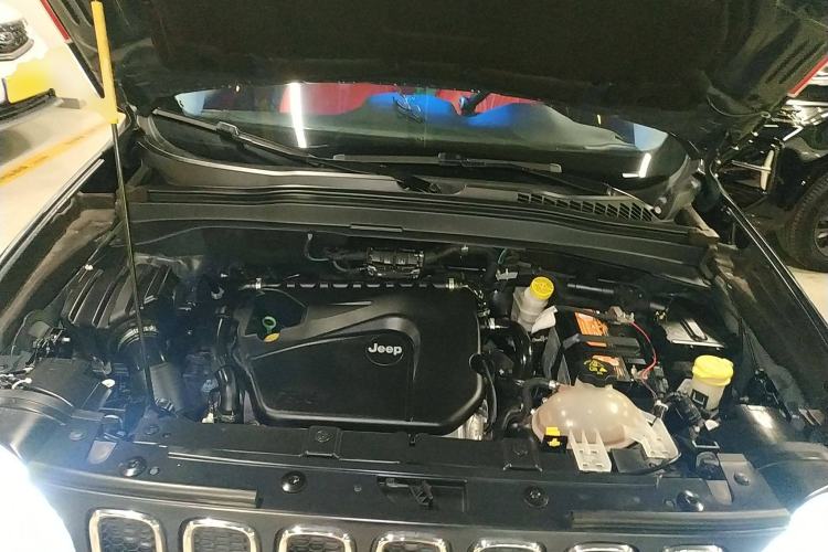 Used Jeep Renegade 2018 Connected Large Screen Version 180T Automatic Jingneng Version Engine Bay