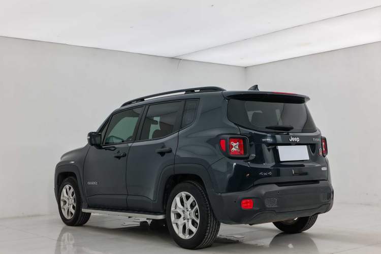 Used Jeep Renegade 2018 Connected Large Screen Version 180T Automatic Jingneng Version Exterior 5