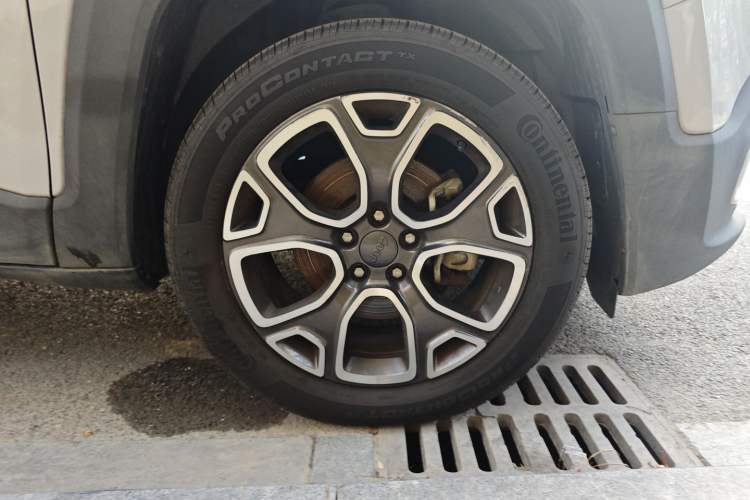 Used Jeep Renegade 2018 Connected Large Screen Version 180T Automatic Smart Version Exterior 7