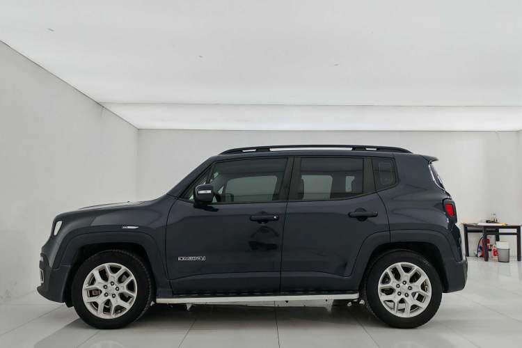 Used Jeep Renegade 2018 Connected Large Screen Version 180T Automatic Jingneng Version Exterior 7