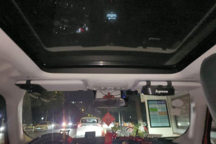 Used Jeep Renegade 2018 Connected Large Screen Version 180T Automatic Jingneng Version Headliner