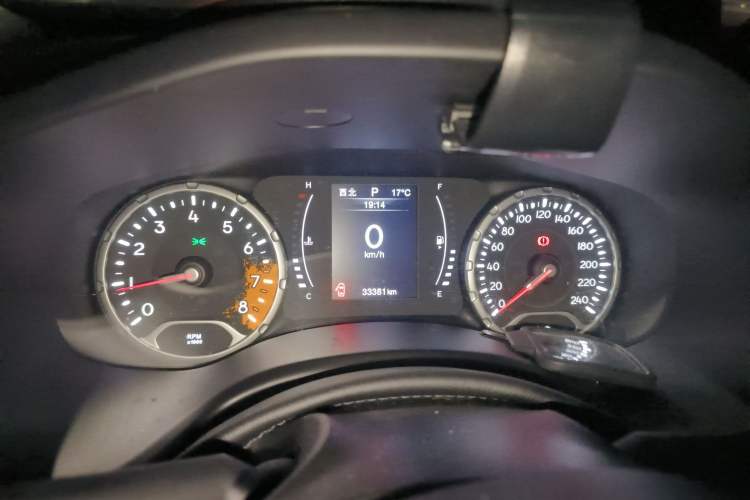 Used Jeep Renegade 2018 Connected Large Screen Version 180T Automatic Jingneng Version Instrument Cluster