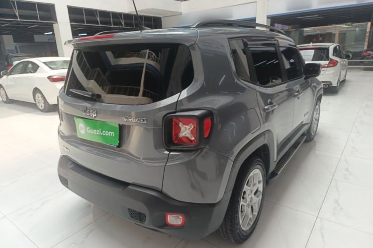 Used Jeep Renegade 2018 Connected Large Screen Version 180T Automatic High-Energy Edition Rear Right 45 Deg