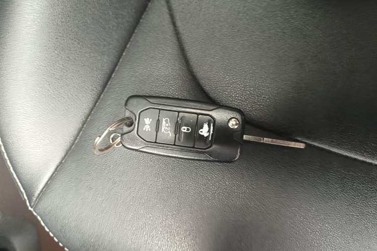Used Jeep Renegade 2018 Connected Large Screen Version 180T Automatic High-Energy Edition Vehicle Key